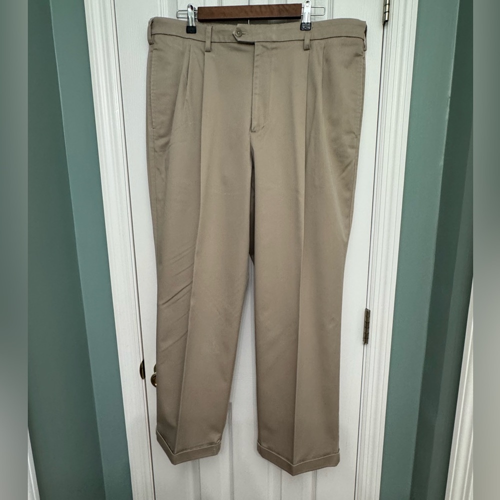 Men's Savane Comfort Plus Khakis Pleated Front Cuffed 38x30